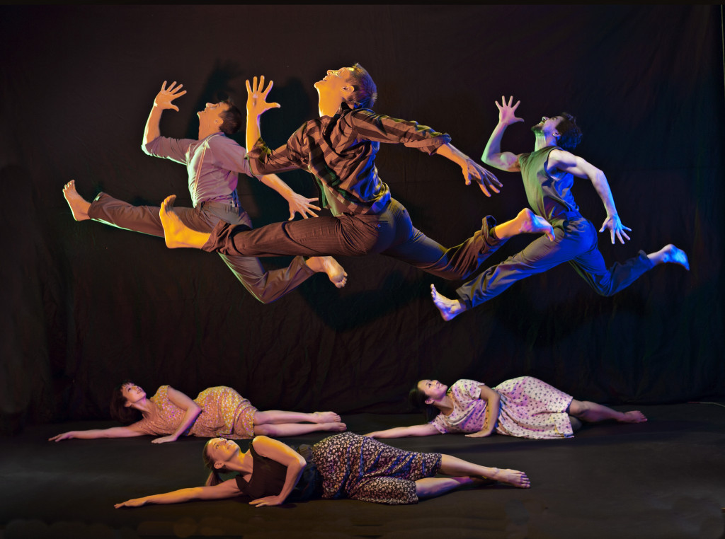 Carolyn Dorfman Dance Company - Cats Cradle - Photo by Tom Caravaglia