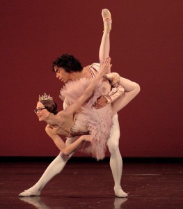 Stuttgart Ballet. Photo by Regina Brocke.